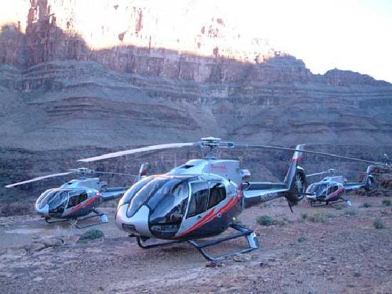 Travel Helikopter Las Vegas-Grand Canyon Dengan Maverick