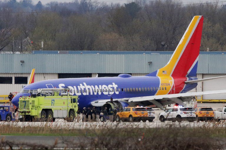 FAA Periksa Mesin Jet Setelah Gagal Mendarat Darurat